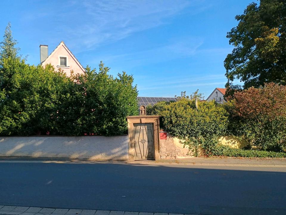 Thumbnail-Charmantes Freistehendes Einfamilienhaus mit schönem Garten