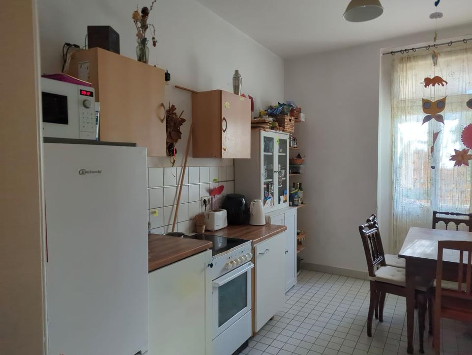 Thumbnail-Schöne 3-Zimmer-Wohnung mit Balkon in Reudnitz mit grünem Innenho