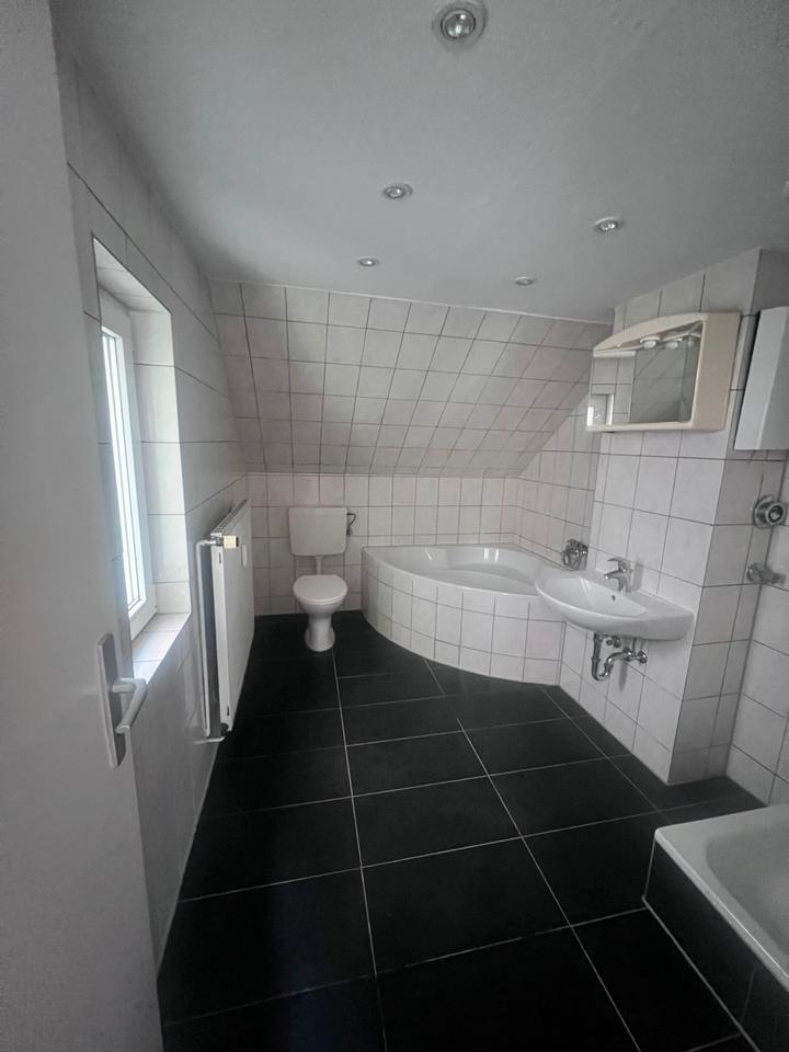 Thumbnail-Helle 2-Zimmer Wohnung mit Einbauküche