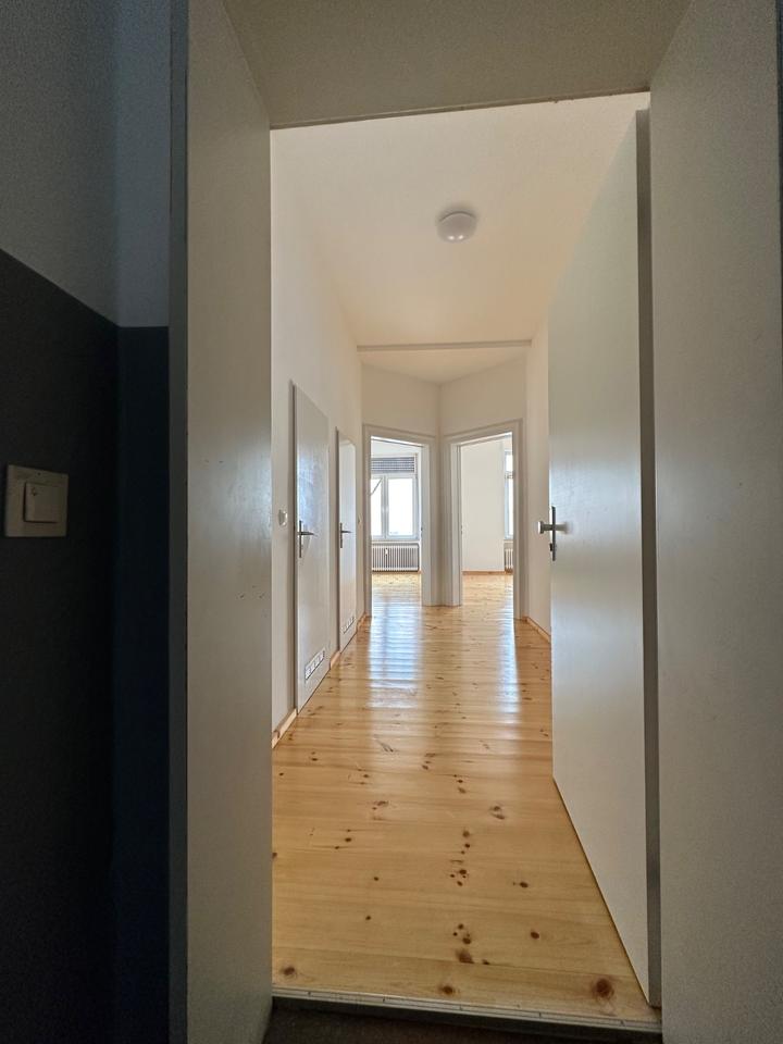 Thumbnail-1 WG Zimmer in 2er WG Altbau Holzdielen DH 3 m, 550 warm