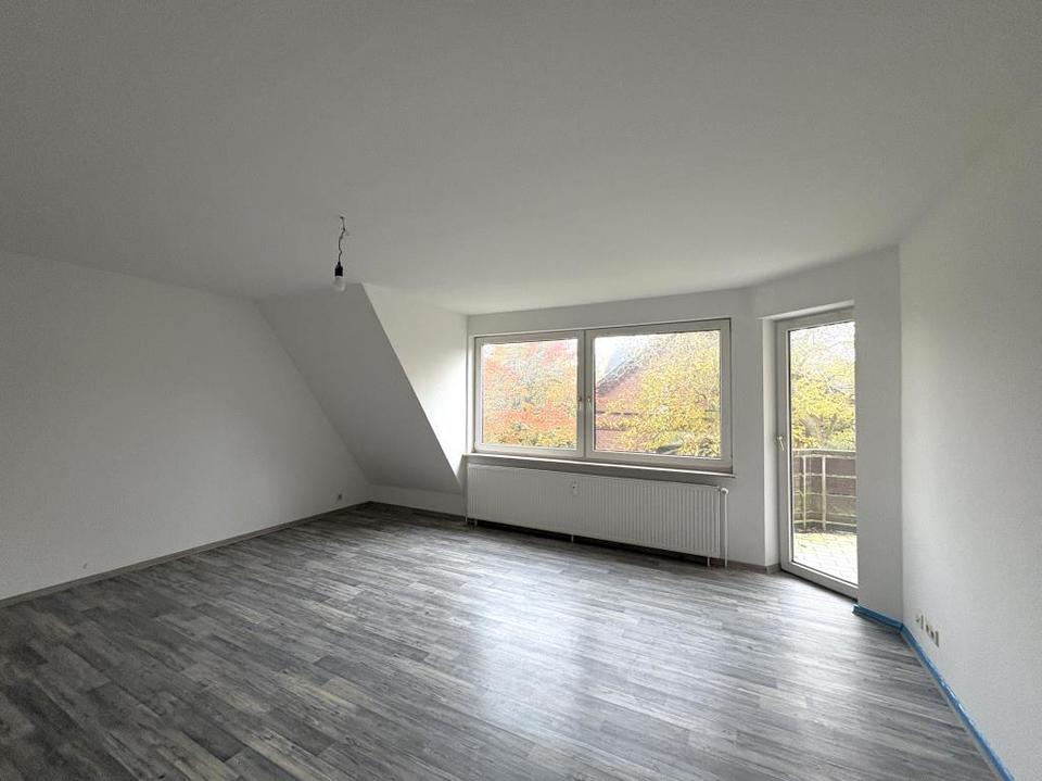 Thumbnail-Helle 3-Zimmer-Wohnung mit Balkon in Loxstedt