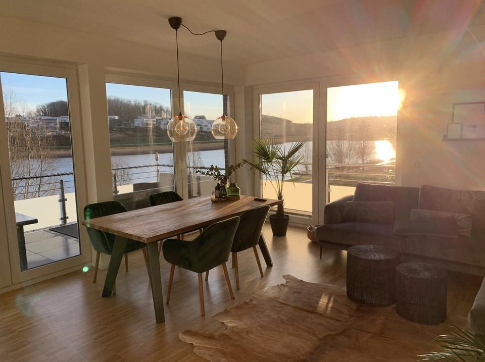 Thumbnail-Phoenixsee 1. Reihe 3,5 Zimmer, Balkon, frontale Seesicht