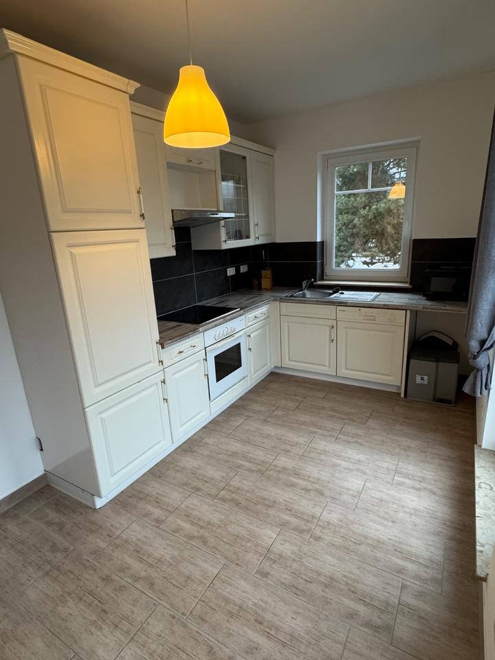 Thumbnail-1-Raum-Wohnung mit großem Balkon – All-inclusive – befristet