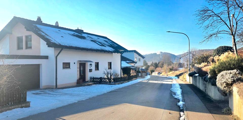 Thumbnail-Einfamilienhaus mit Einliegerwohnung in Riedenburg provisionsfrei