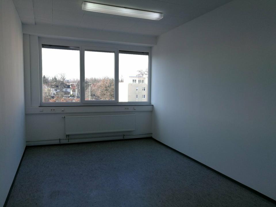 Thumbnail-Mehrere kleine Büros zwischen 22 und 50 m² zu vermieten