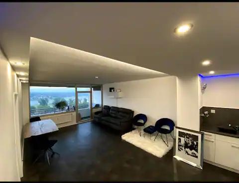 Thumbnail-Exklusive Luxuswohnung am Neusser Rheinpark – Rheinblick