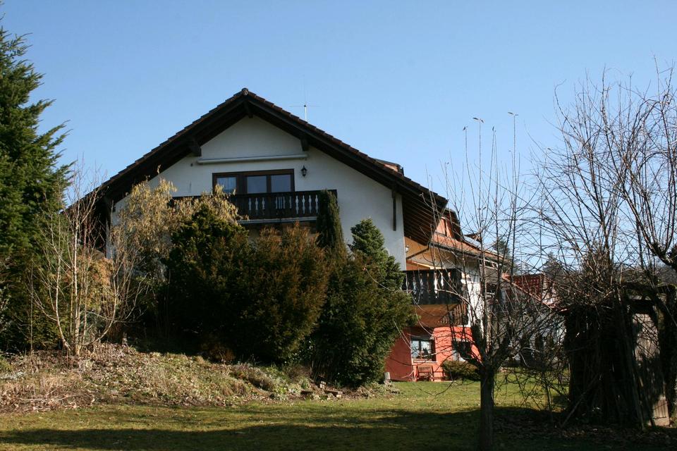 Thumbnail-2-Familienhaus mit ELW + Doppelgarage