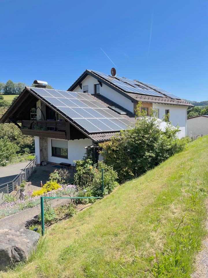 Thumbnail-Schöne 1-2 Zimmer Wohnung mit großem Balkon