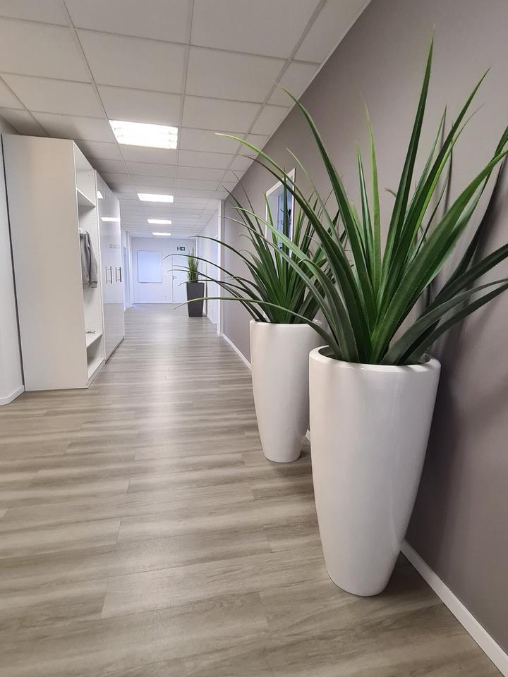Thumbnail-Schöner Büro Raum 17,5 qm für 1-4 Pers. in Bürogem. in City Bi.