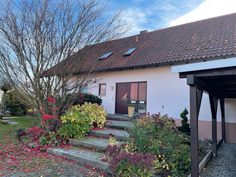 Thumbnail-3 Zimmer Dachgeschosswohnung Aurach-Weinberg