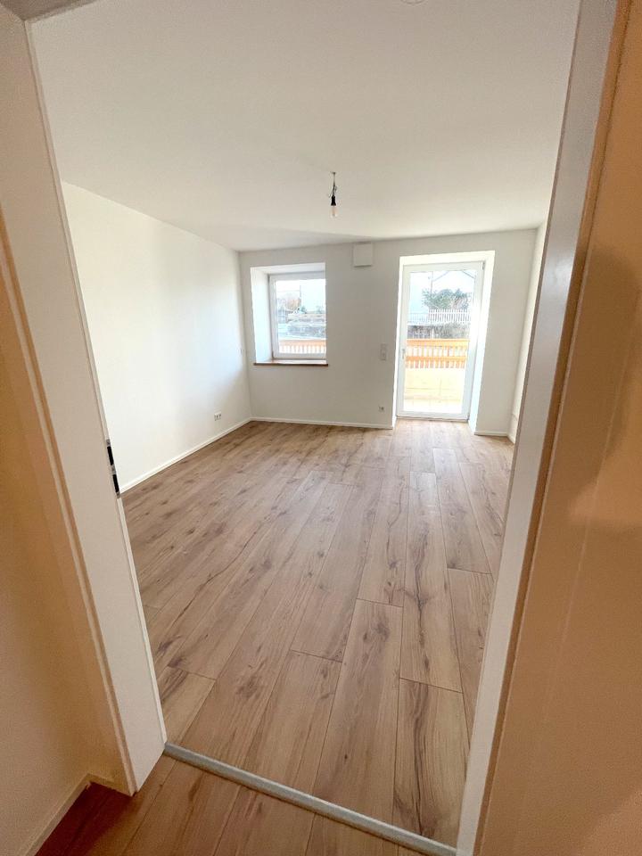 Thumbnail-Schöne helle 3-Zimmer-Wohnung in Vogtareuth Erstbezug