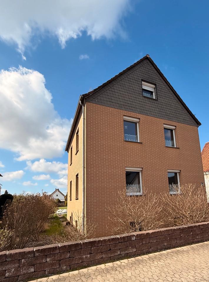 Thumbnail-Geräumiges Einfamilienhaus mit 6,5 Zimmern in Stederdorf