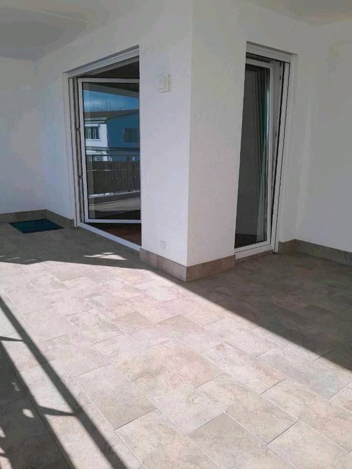 Thumbnail-Moderne 2-Zimmer Wohnung 77 m2 mit großem Balkon