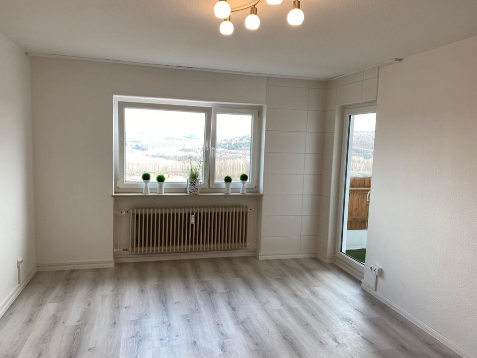 Thumbnail-Wohnung mit Balkon und EBK