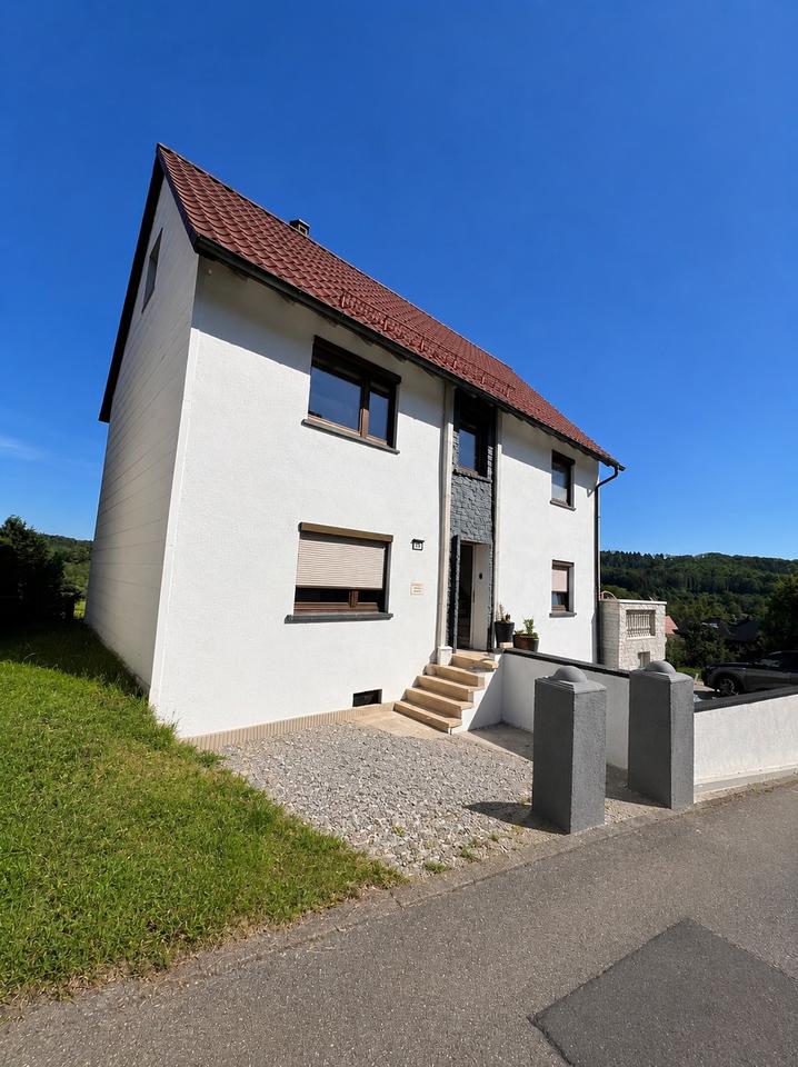 Thumbnail-Familienhaus mit Weitblick & großem Grundstück