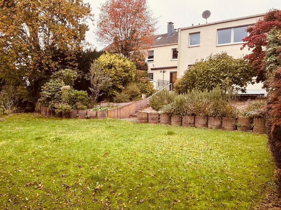 Thumbnail-+++ Zweifamilienhaus mit Garten in Oberhausen +++