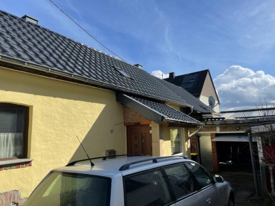 Thumbnail-Einfamilienhaus mit Scheune und Garage