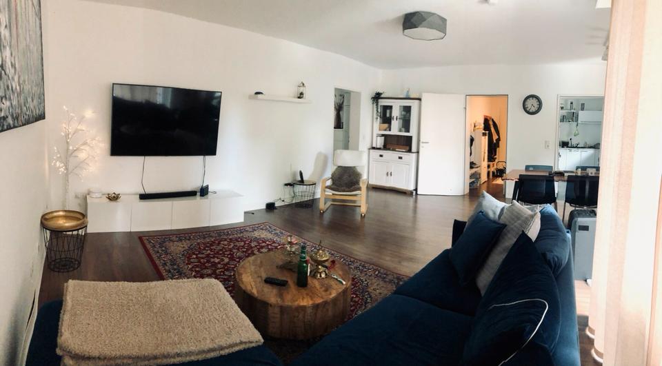 Thumbnail-Moderne 4-Zimmer-Wohnung mit Balkon in zentraler Lage von Emden