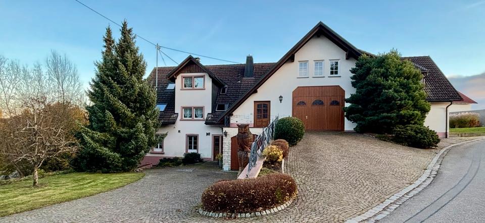 Thumbnail-Seltenes Anwesen mit Entwicklungspotential - 5.000m² - Alpenblick