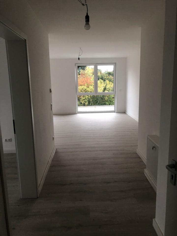 Thumbnail-Attraktive 3 Zimmer Wohnung zu vermieten in Köln