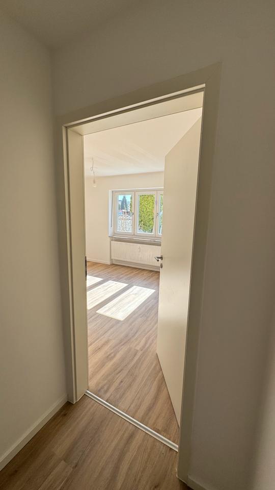 Thumbnail-Erstbezug nach Komplettsanierung 2026 – helle 3-Zimmer-Wohnung