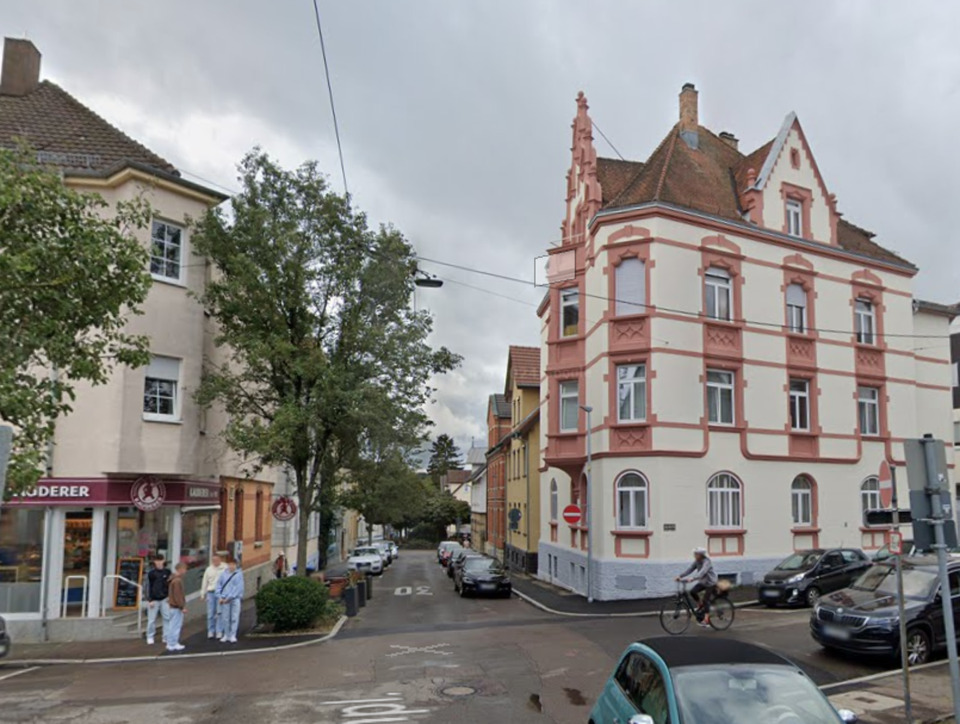 Thumbnail-Wunderschöne Altbauwohnung in bester Lage Göppingens