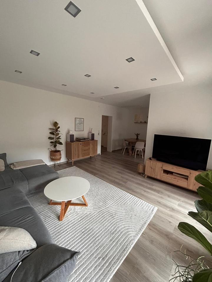 Thumbnail-Moderne 3-Zimmer-Eigentumswohnung mit Terrasse in Wettbergen