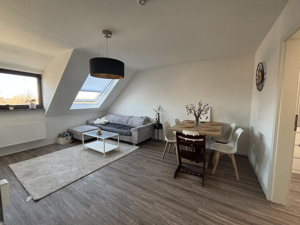 Thumbnail-Charmante 3-Zimmer Wohnung im Dachgeschoss