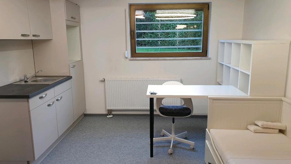 Thumbnail-möblierte 1-Zimmer-Einliegerwohnung zu vermieten