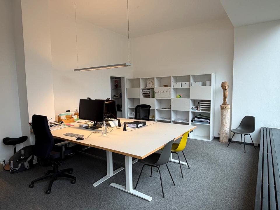 Thumbnail-Kleiner heller LadenBüro zur Untermiete