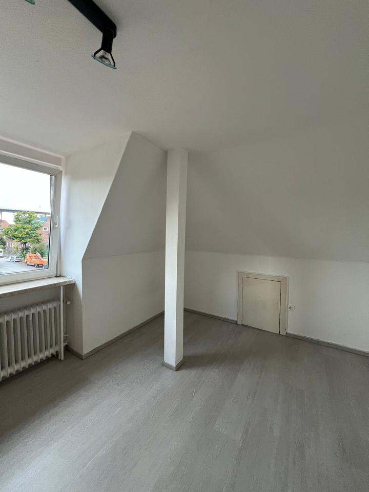 Thumbnail-Dachgeschosswohnung mit Balkon in Rendsburg