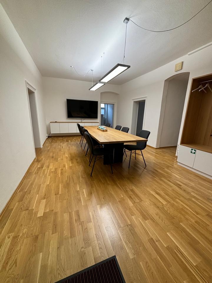 Thumbnail-Moderne Büro-, Praxisräume mit Stellplätzen im Innenhof