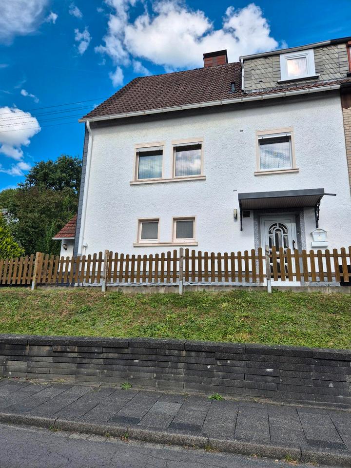 Thumbnail-provisionsfreie Doppelhaushälfte mit Potenzial