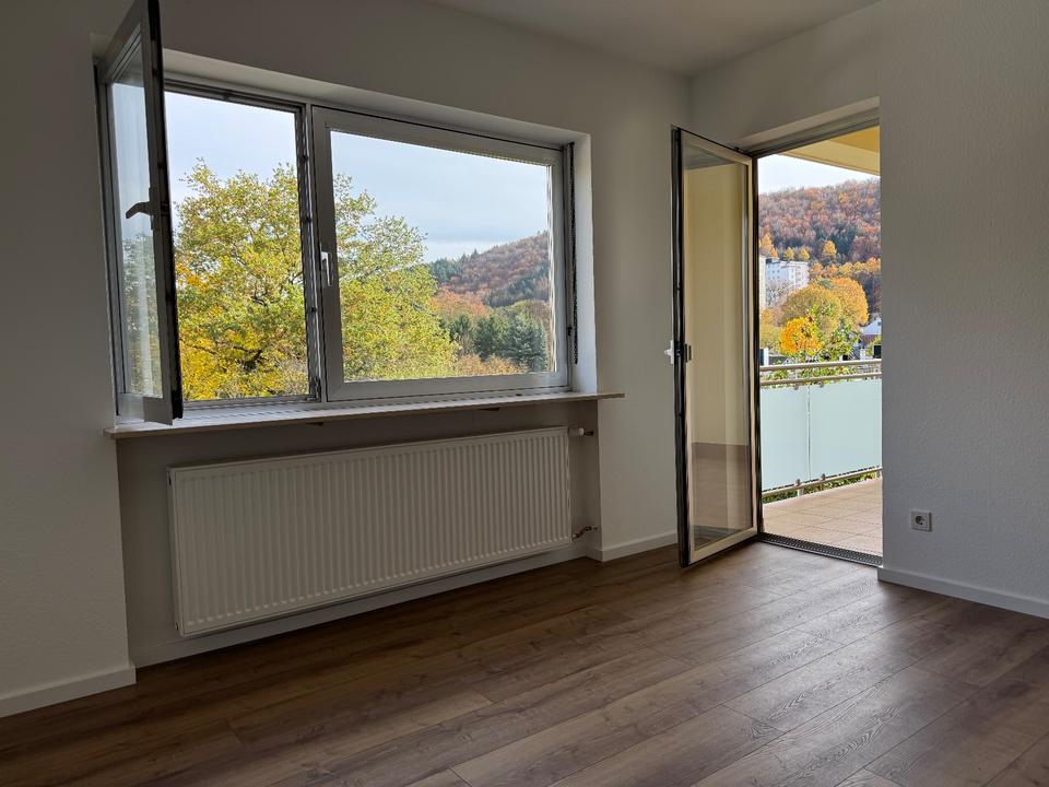 Thumbnail-3 ZKB, Diele, Balkon, Garage in St.Ingbert Süd zu vermieten