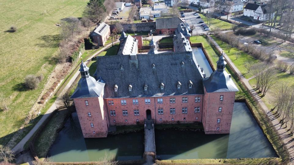 Thumbnail-Luxus Ferienwohnung Sauerland im Wasserschloss