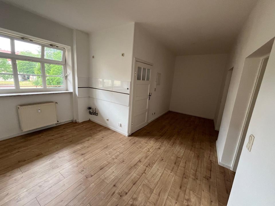 Thumbnail-Vollausgestattetes Studierenden-Zimmer in charmanter Altbauwohnung – zentral & ruhig!