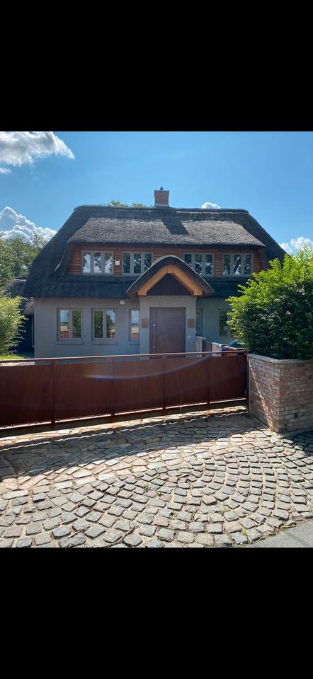 Thumbnail-REETDACH-LANDHAUS Exquisit Hygge Style