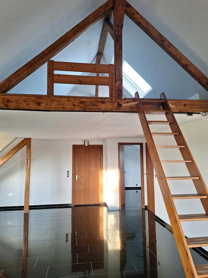 Thumbnail-Schöne Dachgeschosswohnung von Privat