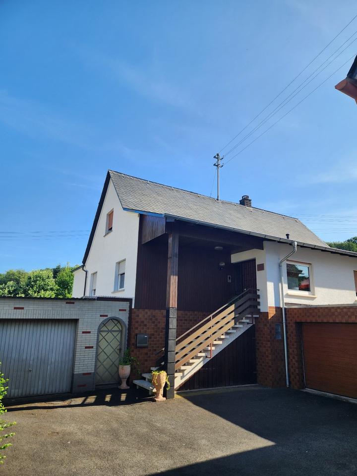 Thumbnail-Großes Haus von Privat mit GartenGarageSchuppenGrillstelle