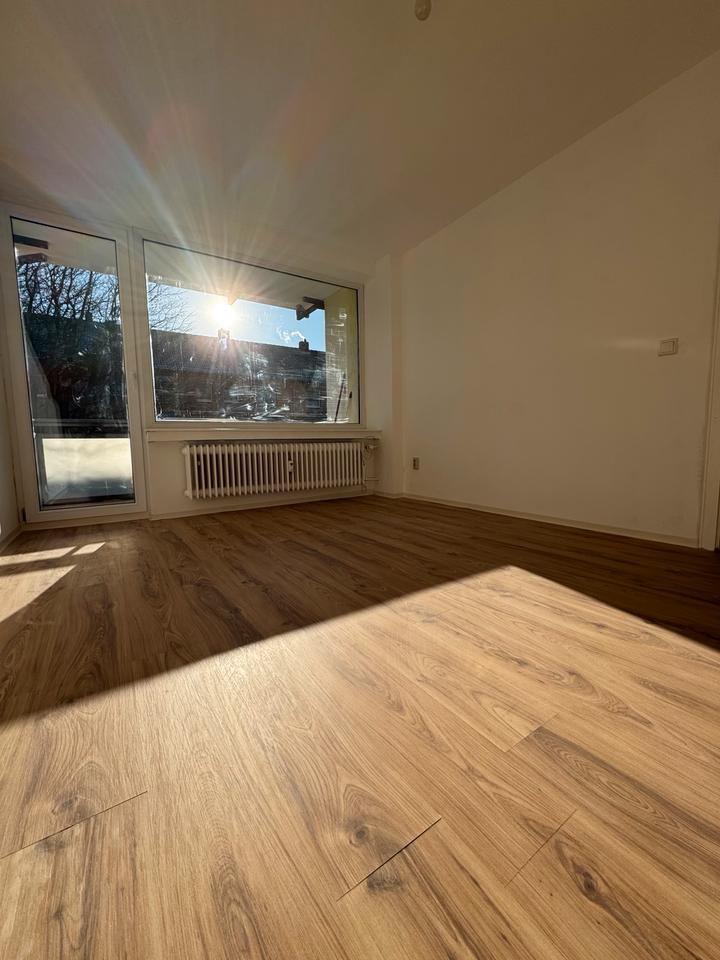 Thumbnail-Eigentumswohnung - 2 Zimmer Wohnung, ca. 6% Nettorendite