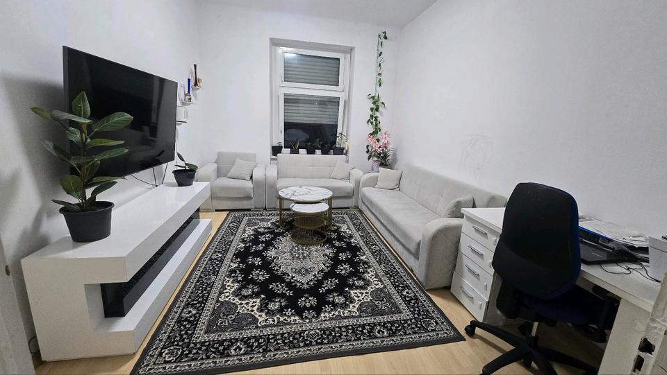 Thumbnail-Schöne 3 Zimmer Wohnung mit Balkon