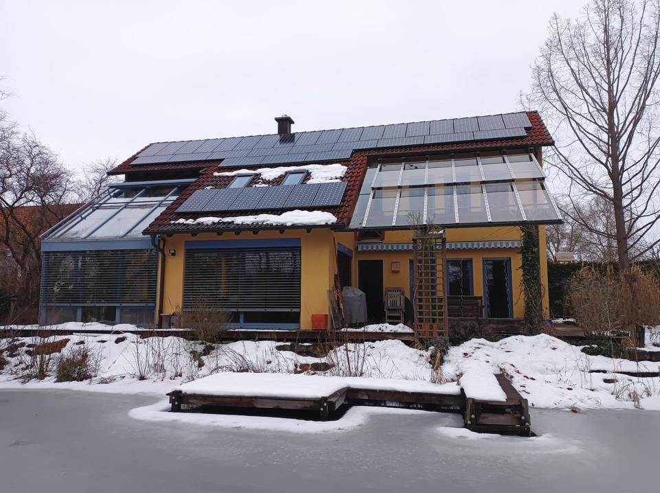 Thumbnail-Freistehendes Einfamilienhaus mit uneinsehbarem Garten
