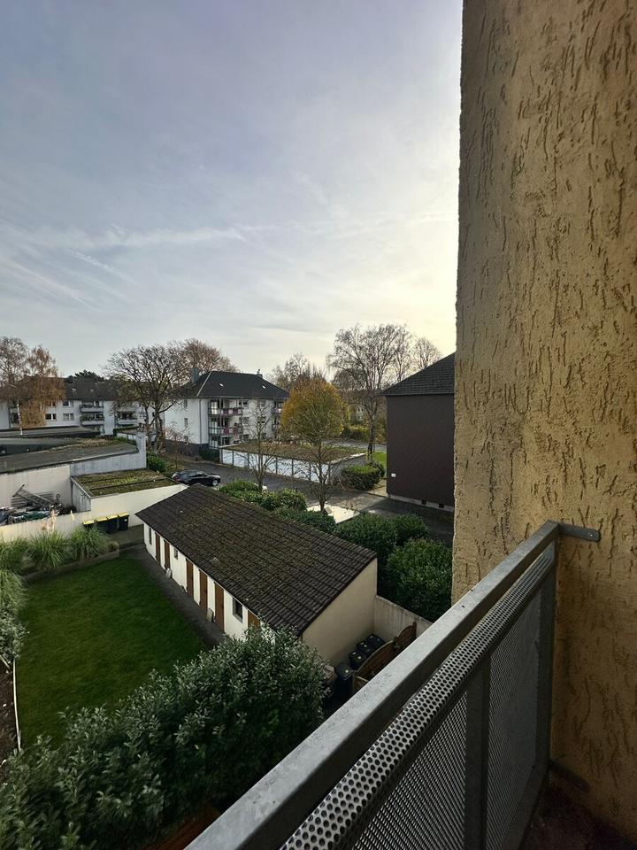 Thumbnail-...EHRENSACHE... Stilvoll renovierte 2-Zimmer-Wohnung – ideal für Singles oder Paare