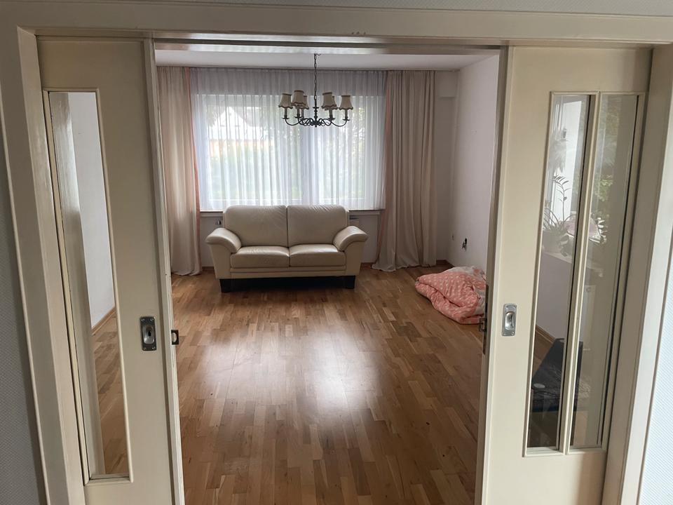 Thumbnail-Wohnung Erdgeschoss, Garten Kamin Garage Stellplatz Hof