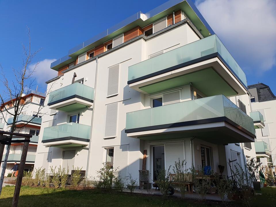 Thumbnail-Hier lässt es sich zu dritt gut aushalten! Neugierig?