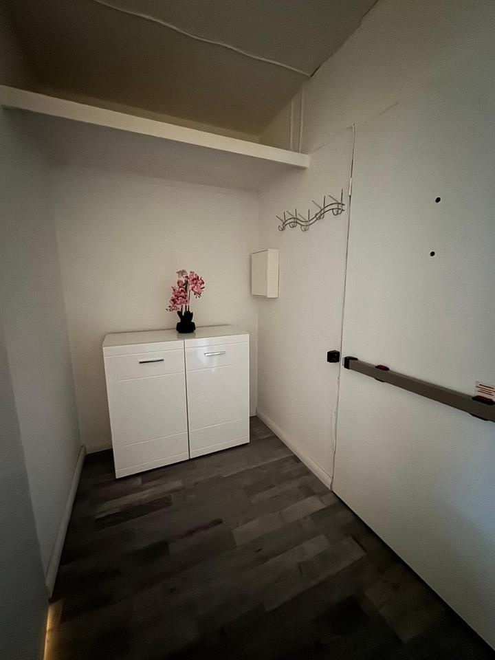 Thumbnail-Wohnung zur Miete in Kreuzberg mit Blick auf den Fernsehturm