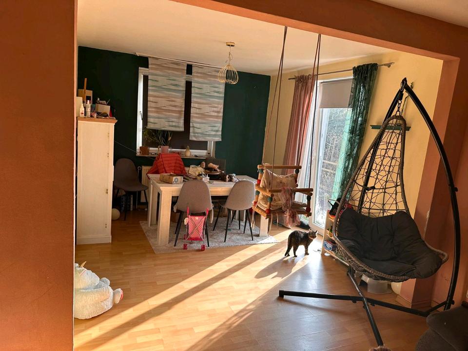 Thumbnail-Helle 3 Zimmer Wohnung mit offenem Wohn und Essbereich
