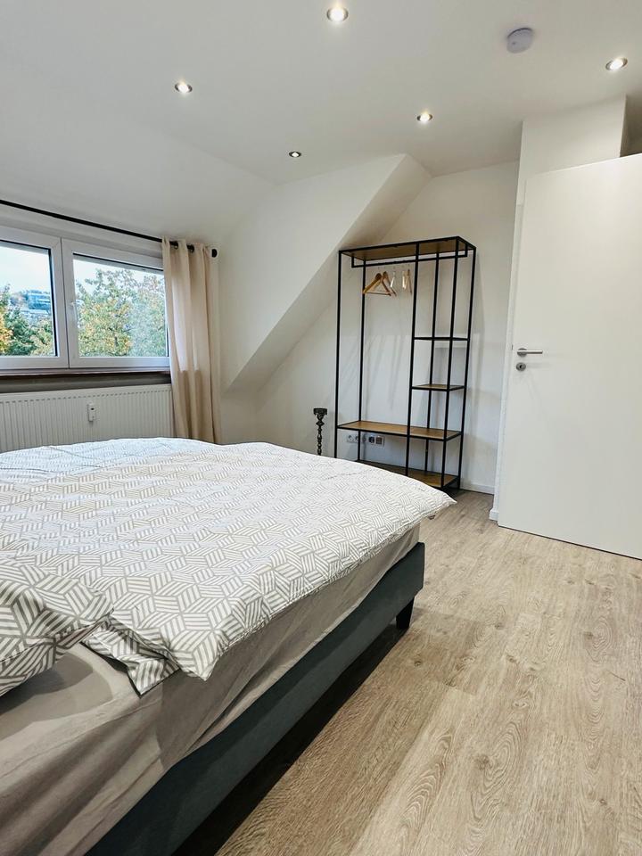 Thumbnail-3 Zimmer Wohnung möbliert Nähe Caritas