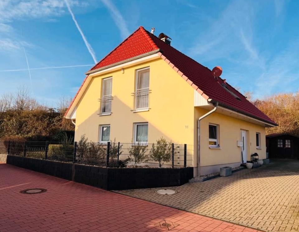 Thumbnail-Freistehendes Einfamilienhaus von Privat