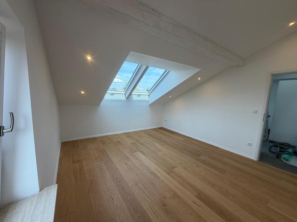 Thumbnail-2 Zi. Dachgeschosswohnung, Erstbezug nach Sanierung in Raubling